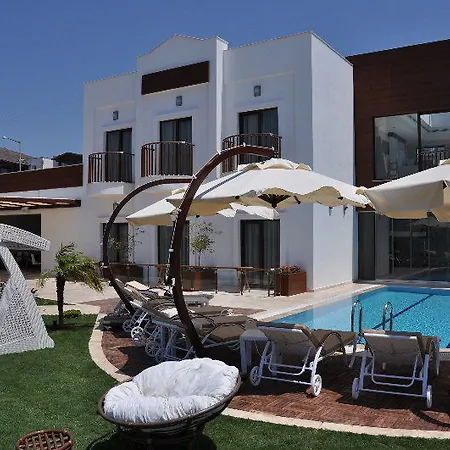 Turiya Hotell