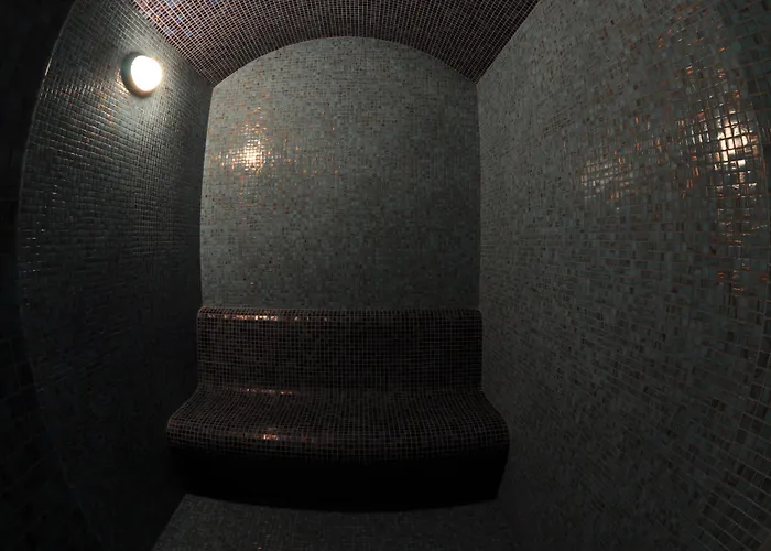 Отель Turiya Тургутрейс