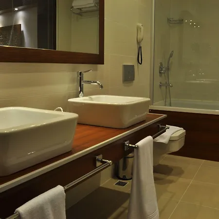 فندق توريا اسطنبول 5*