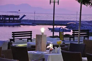 توريا اسطنبول تورغوتْريس