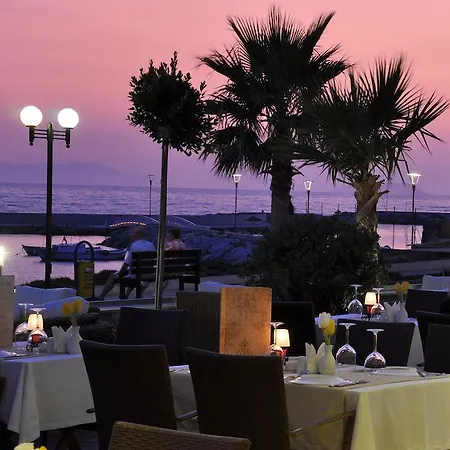 توريا اسطنبول 5* تورغوتْريس