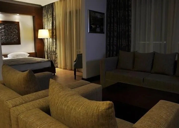 Turiya Отель 5*